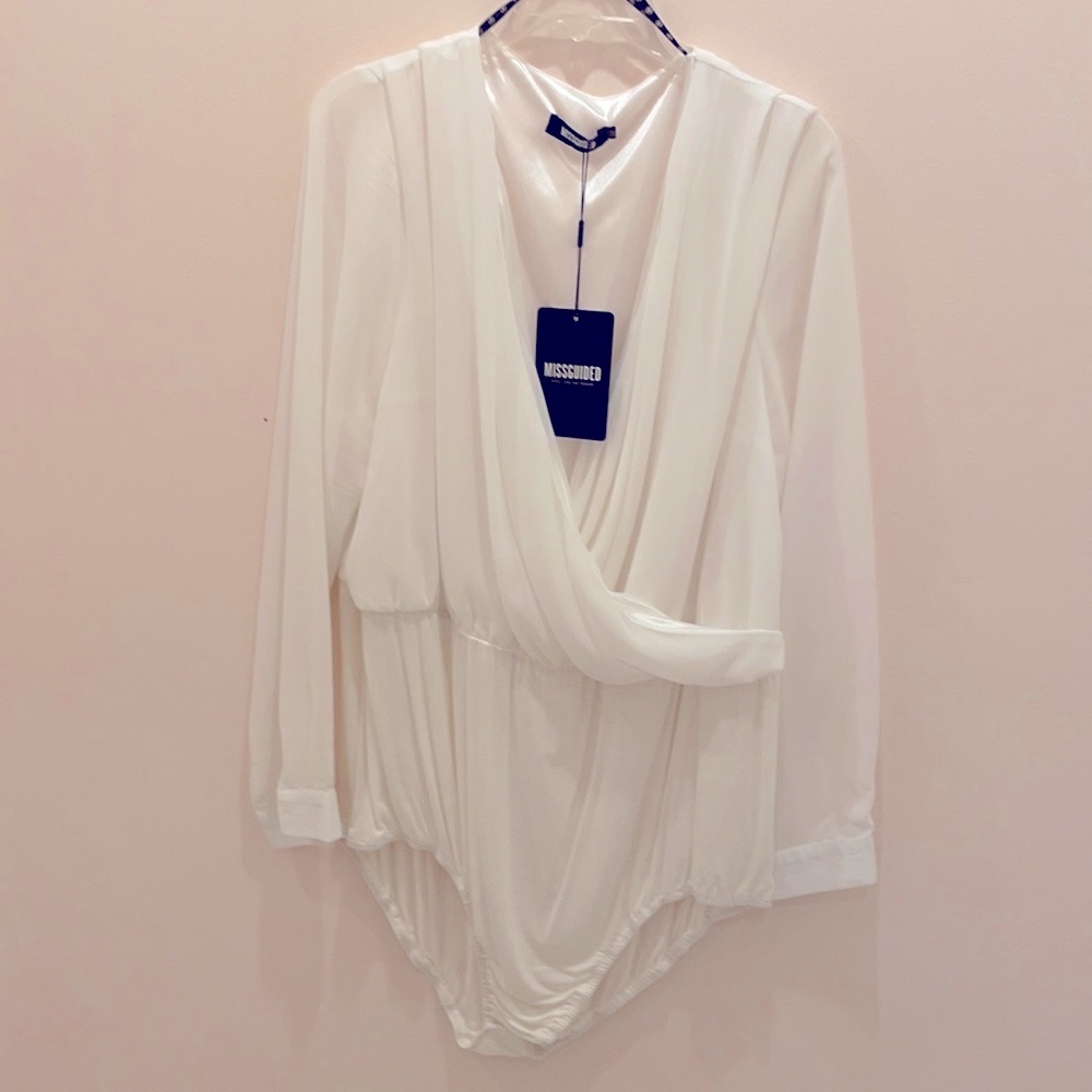 NWT SZ 20  PEARL BODYSUIT by Misguided